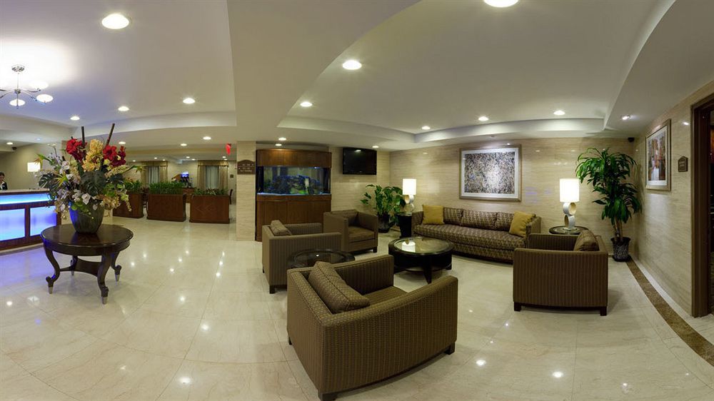 Hotel Express Maspeth By Ihg Nueva York
